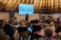 AperiRAISE-primo-appuntamento-con-la-scienza-tra-robotica-e-curiosita-1 AperiRAISE-primo-appuntamento-con-la-scienza-tra-robotica-e-curiosita-1