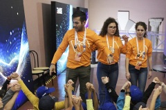 Giocare-ed-imparare-divertendosi-sensi-emozioni-e-la-cura-ambiente-area-EDU-RAISE-Village-Festival-della-Scienza-2024-Alessandro-Benedetti-Copertina