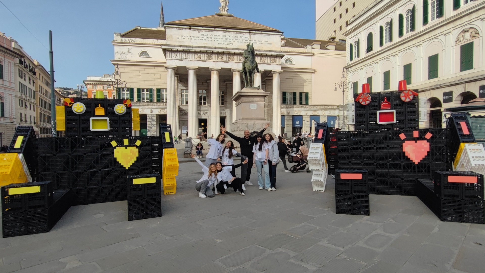 Robot Valley Genova: in Largo Pertini l'opera Amici Robot di Massimo Sirelli